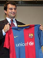 BAR�A ET UNICEF...........................